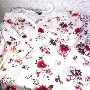 H&M Floral piece vintage large woman’s Top